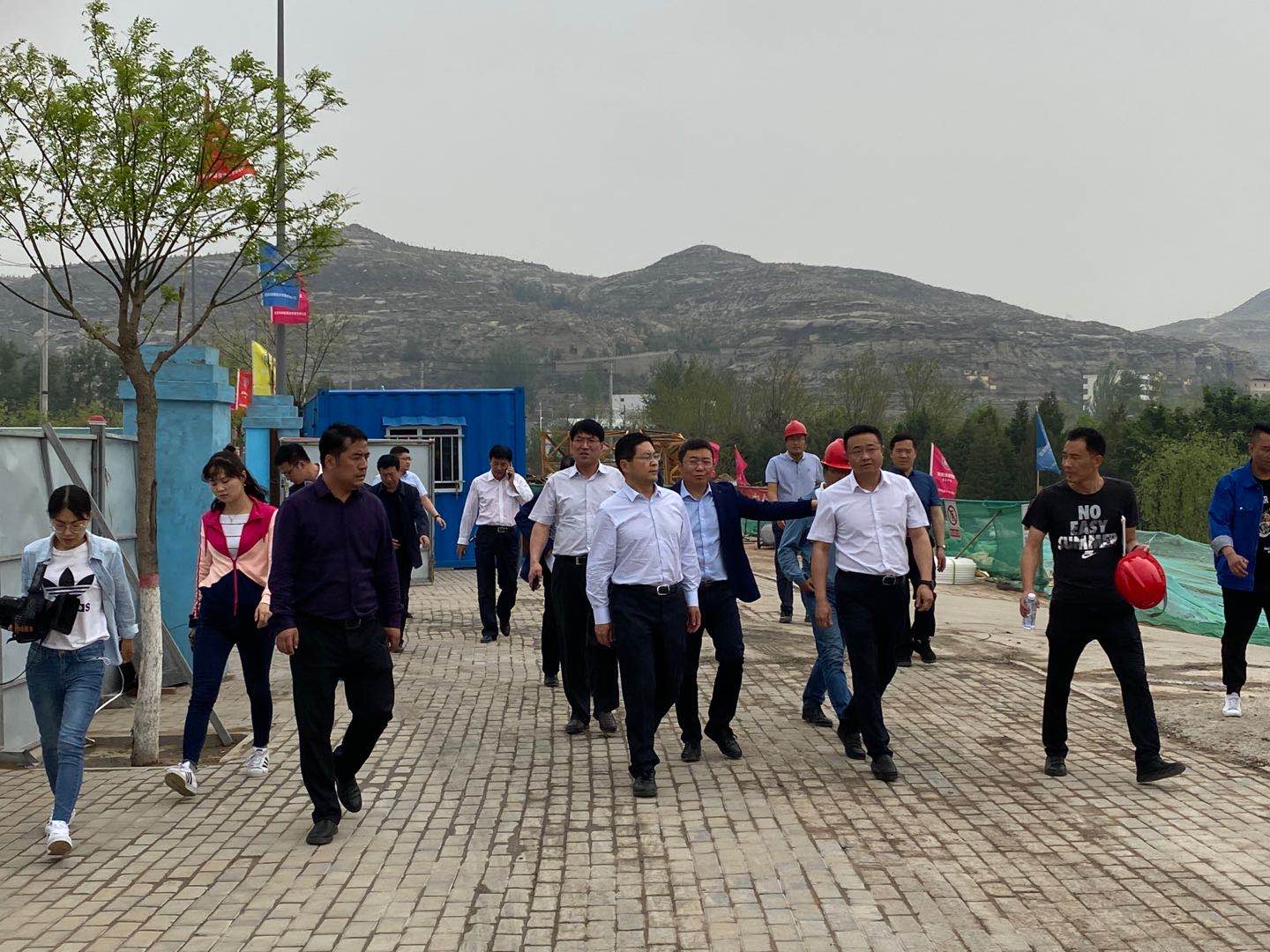 神木市委书记杨成林到水环境神木污水处理厂调研.jpg